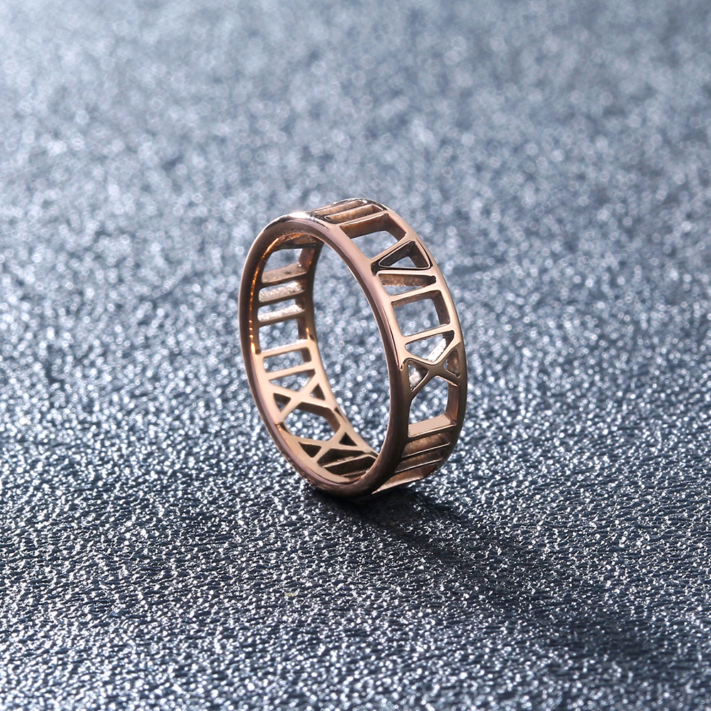 Fashion New Creative Jewelry Geometric Gold Roman Number Stainless Steel Ring display picture 4