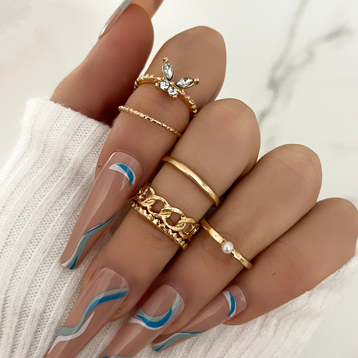 Fashion Retro Matte Metal Glossy Full Diamond Butterfly Twist Open-end Ring 5-piece Set display picture 1
