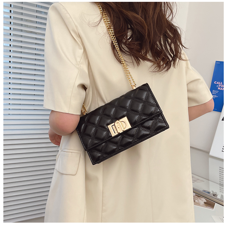 New Fashion Underarm Women Messenger Rhombus Embroidery Line Small Square Bag display picture 3