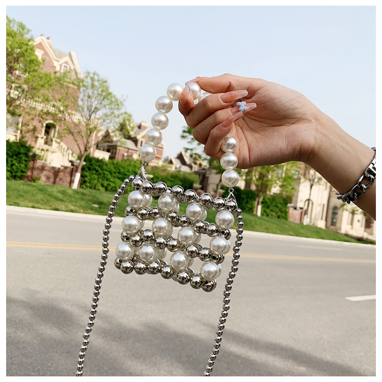 New Fashion Packs Pearl Chain Decorations Handmade Mini Bag display picture 1
