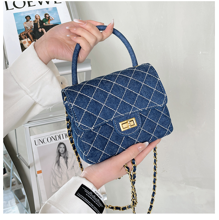 2022 Fashion New Denim Classic Lock Single Shoulder Crossbody Bag display picture 1