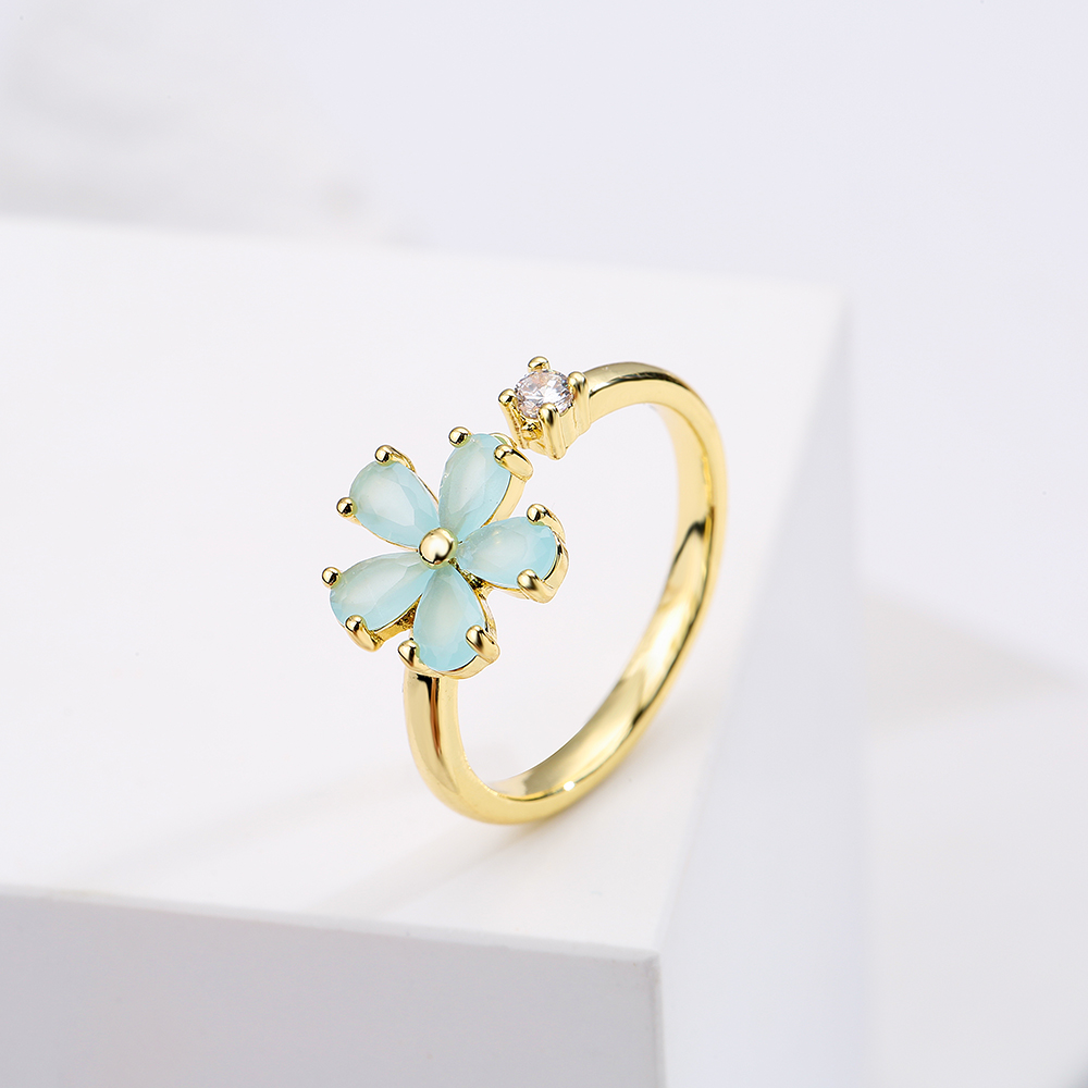 Fashion Cute 18k Gold Plated Flower-shaped Zircon Inlaid Open Ring Female display picture 3