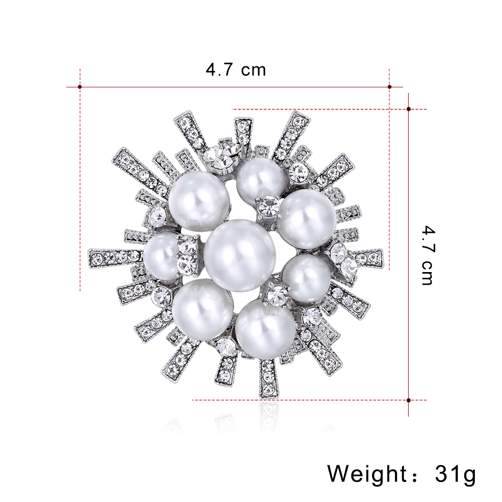 Fashion Alloy Rhinestone Pearl Sunflower Shaped Brooch Clothing Accessories display picture 1