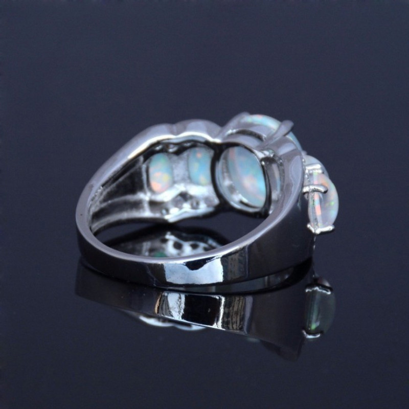 Fashion Elegant Geometric Rhinestone Inlaid Opal Alloy Ring Ornament display picture 4