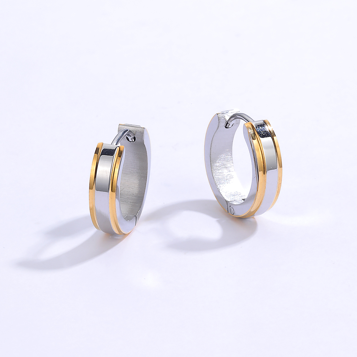 1 Piece Fashion Round Plating 201 Stainless Steel 18K Gold Plated Earrings display picture 1