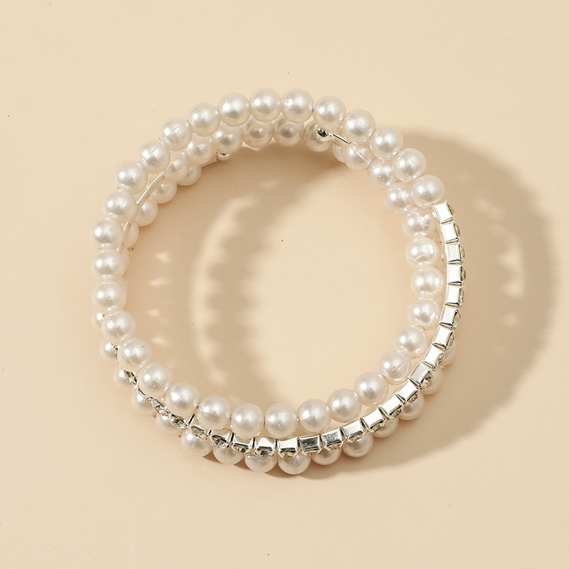 Fashion Multi-layer Chic Geometric Rhinestone Pearl Winding Bracelet display picture 3