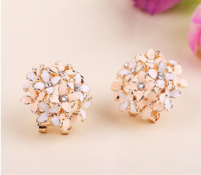 Fashion Colorful Round Hydrangea Drop Oil Diamond Flower Alloy Ear Clip display picture 6