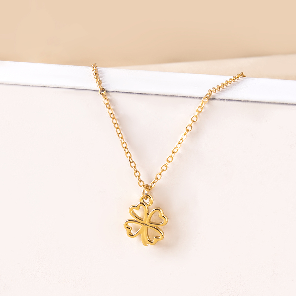 Simple Style Four Leaf Clover Heart Shape Alloy Valentine'S Day Women's Pendant Necklace display picture 5