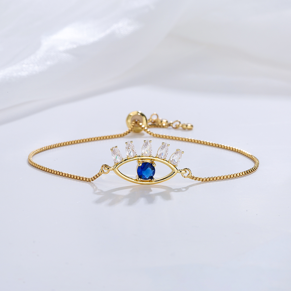 Fashion Shining 18k Gold Plating Zircon Inlay Blue Devil's Eye Geometric Female Bracelet display picture 1