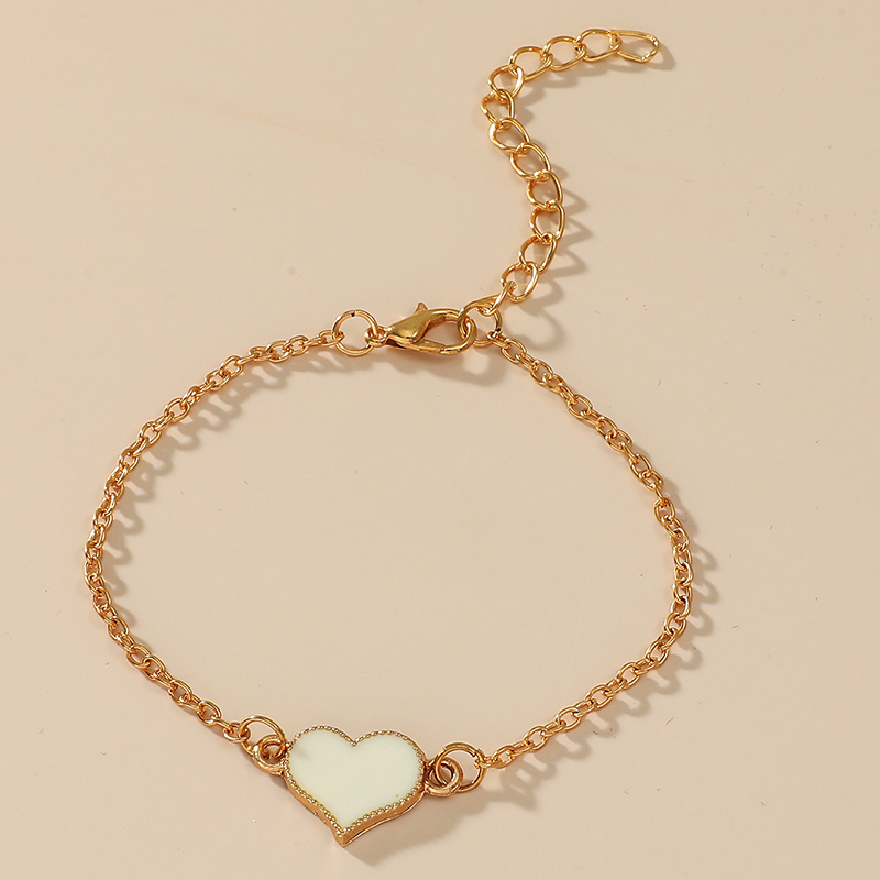 Fashion Cute Simple Oil Dripping Heart Shaped Alloy Bracelet display picture 3