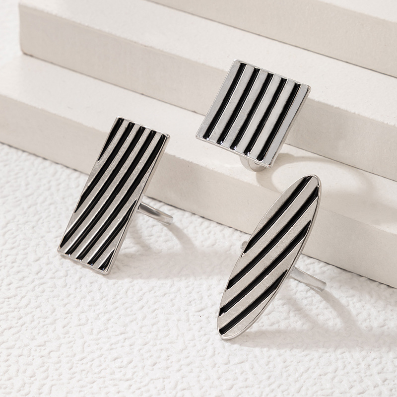 Simple Drip Oil Striped Geometric Square Ring Three-piece Set display picture 3