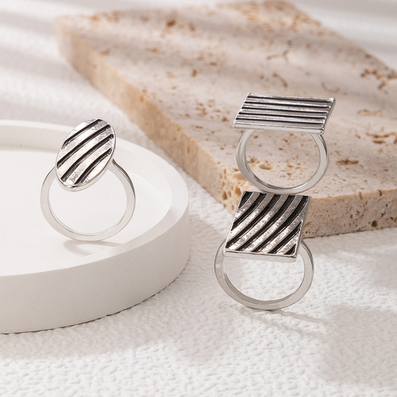 Simple Drip Oil Striped Geometric Square Ring Three-piece Set display picture 4