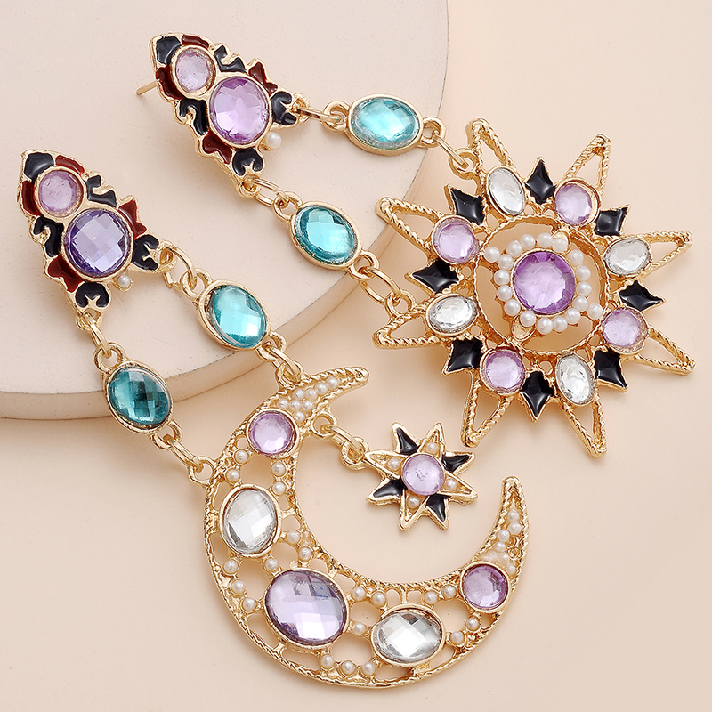 Fashion Bohemian Rhinestone Sun Moon Star Asymmetric Alloy Stud Earrings display picture 1
