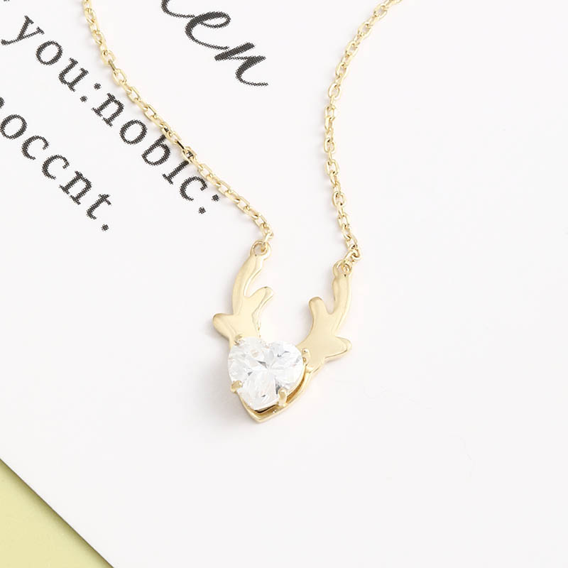 Light Luxury Niche Deer S925 Silver Necklace display picture 4