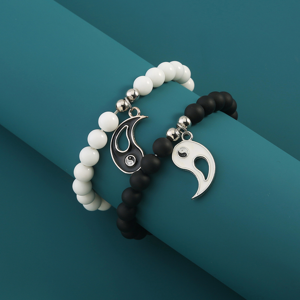 New Fashion Jewelry Black And White Element Beads Tai Chi Gossip Pendant Bracelet display picture 6