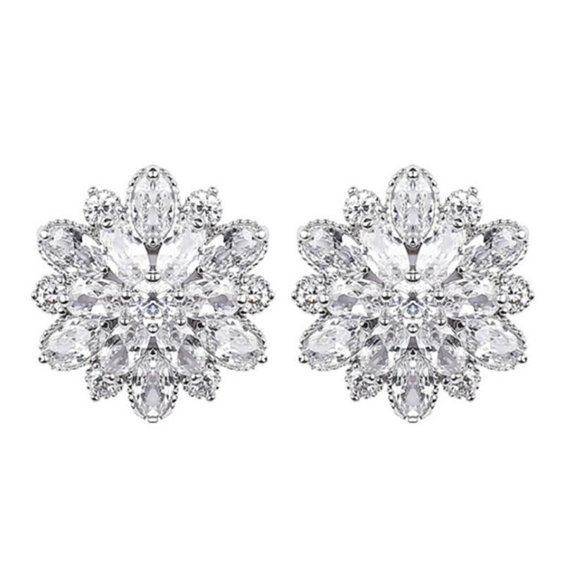 Fashion Double Layer Flower Crystal Alloy Stud Earrings display picture 1