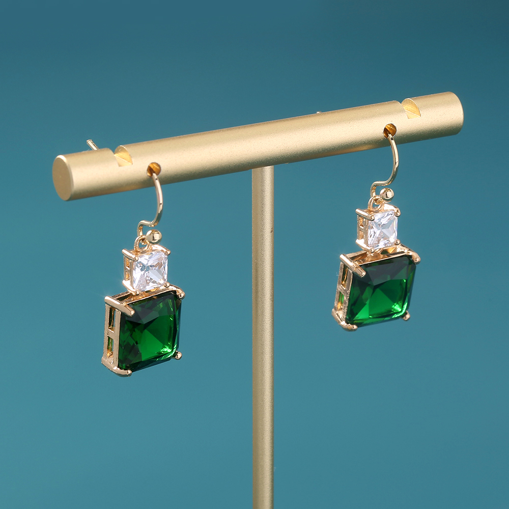 Niche Design Ins Style Jewelry Square Emerald Zircon Element Pendant Earrings display picture 1