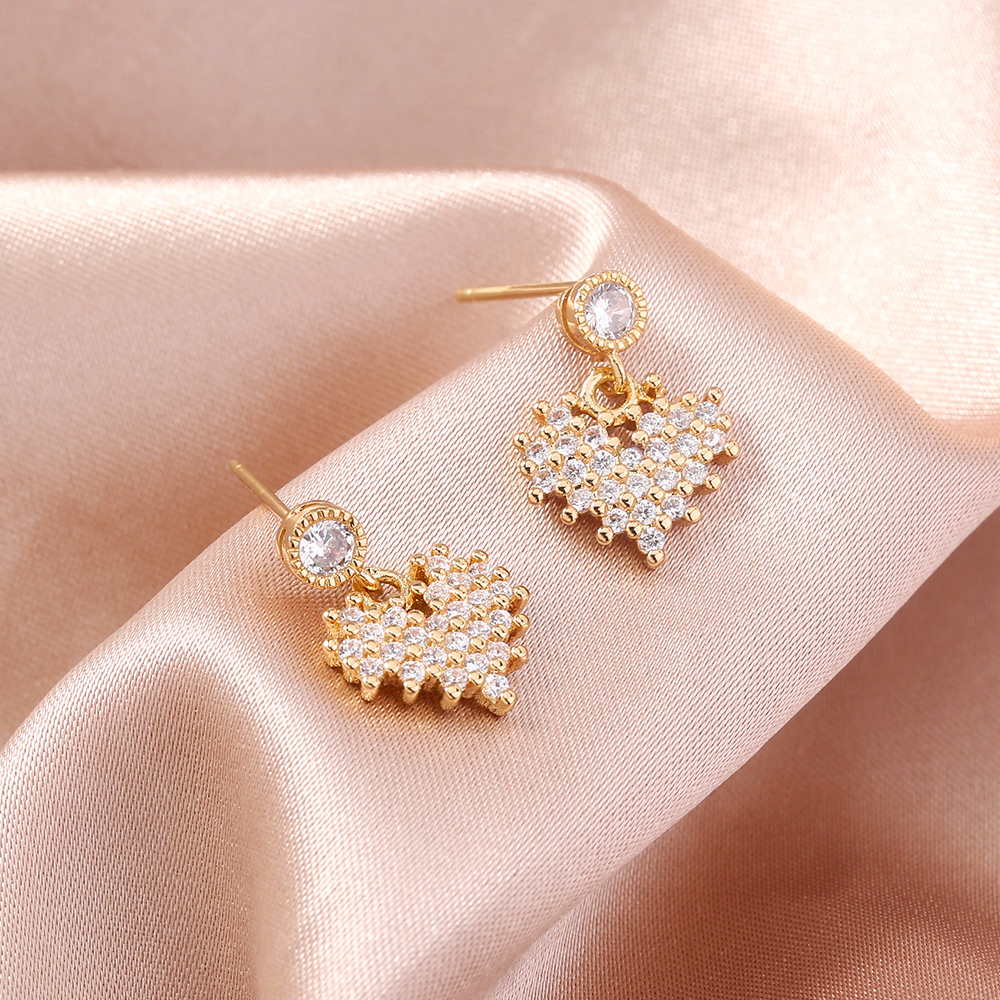 New Hot Selling Jewelry Love Honeycomb Zircon Element Earrings Earrings display picture 7