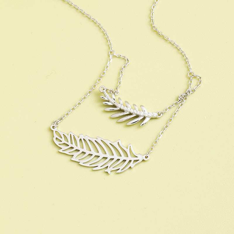 Simple Classic Leaf S925 Silver Necklace display picture 2