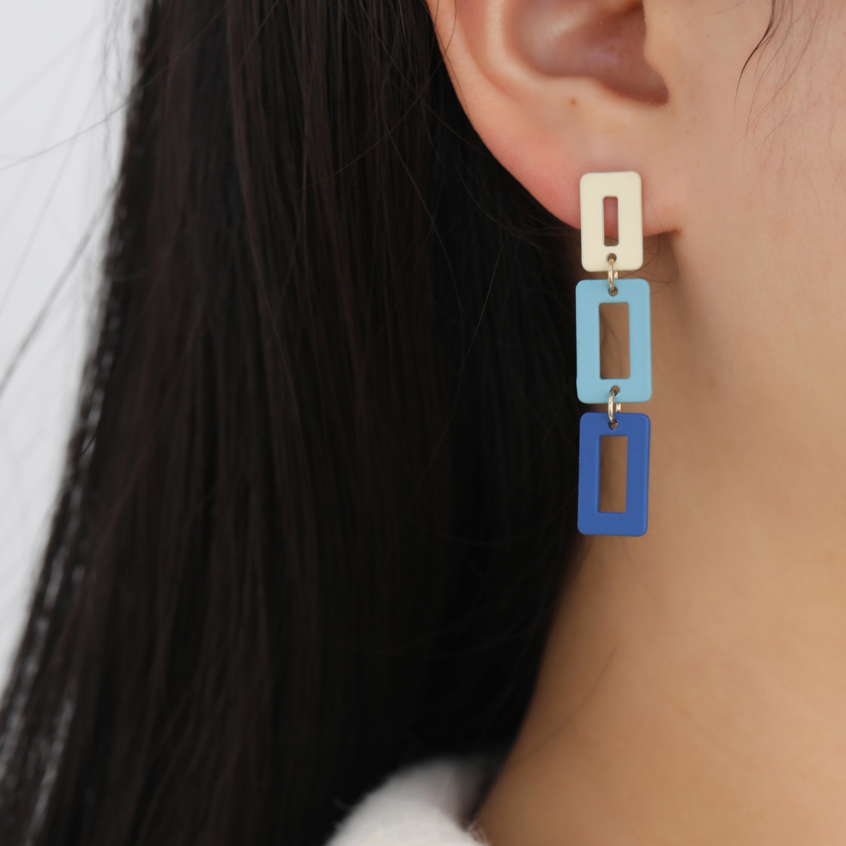 Fashion Geometric Acrylic Hollow Contrast Color Tassel Long Earrings display picture 2