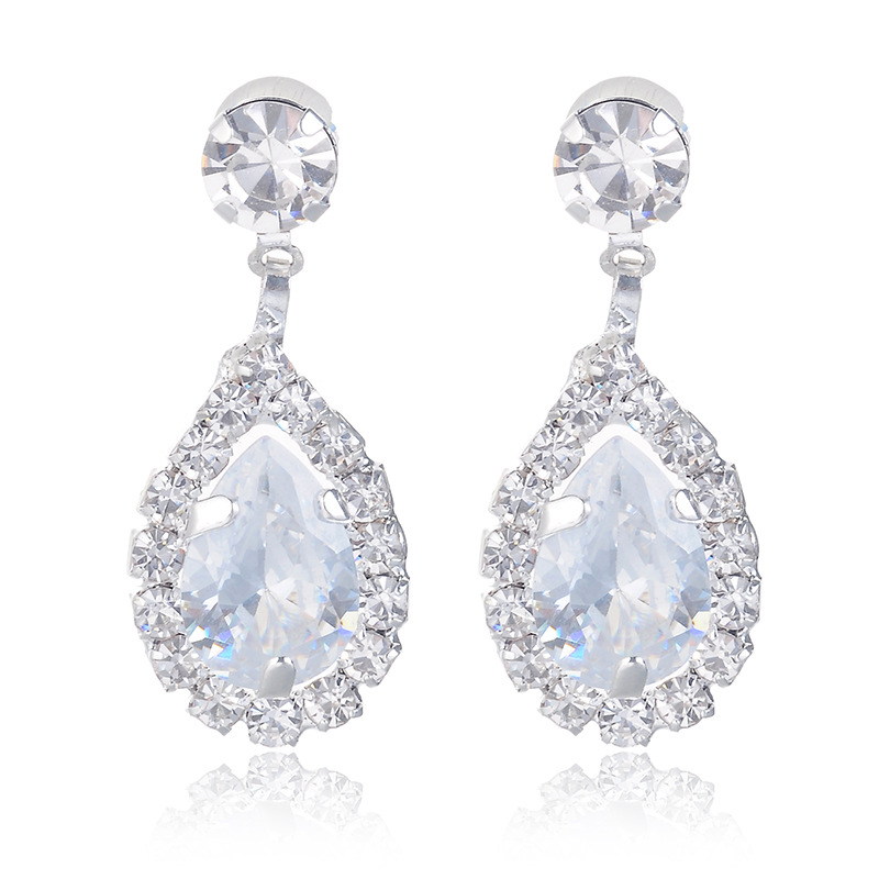 Fashion Geometric Rhinestone Crystal Zircon Drop Alloy Earrings display picture 2