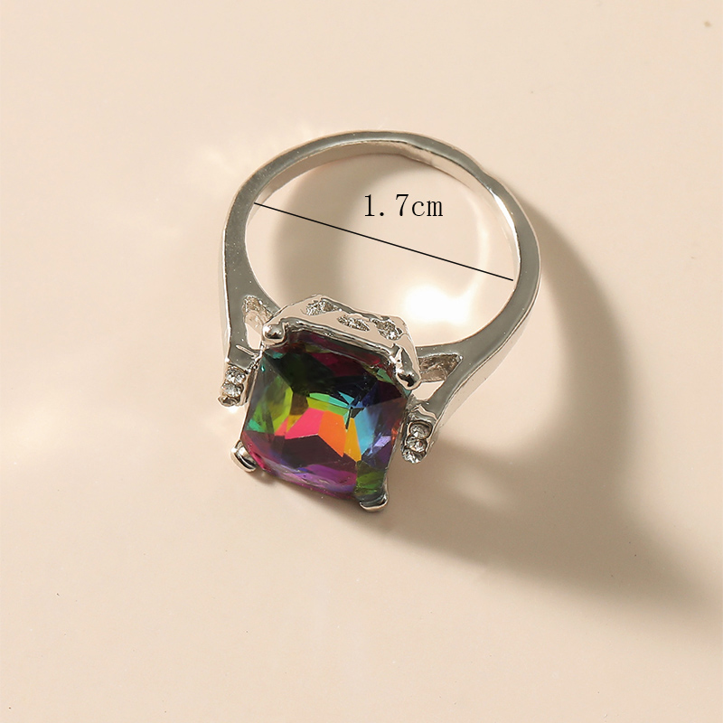 Fashion Geometric Square Colorful Sapphire Crystal Alloy Ring display picture 6