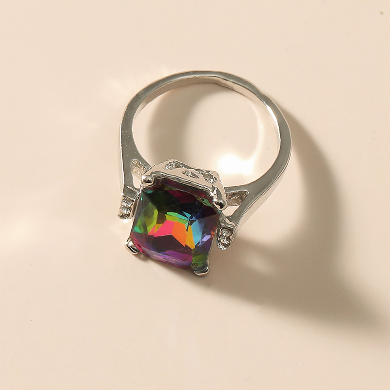 Fashion Geometric Square Colorful Sapphire Crystal Alloy Ring display picture 7