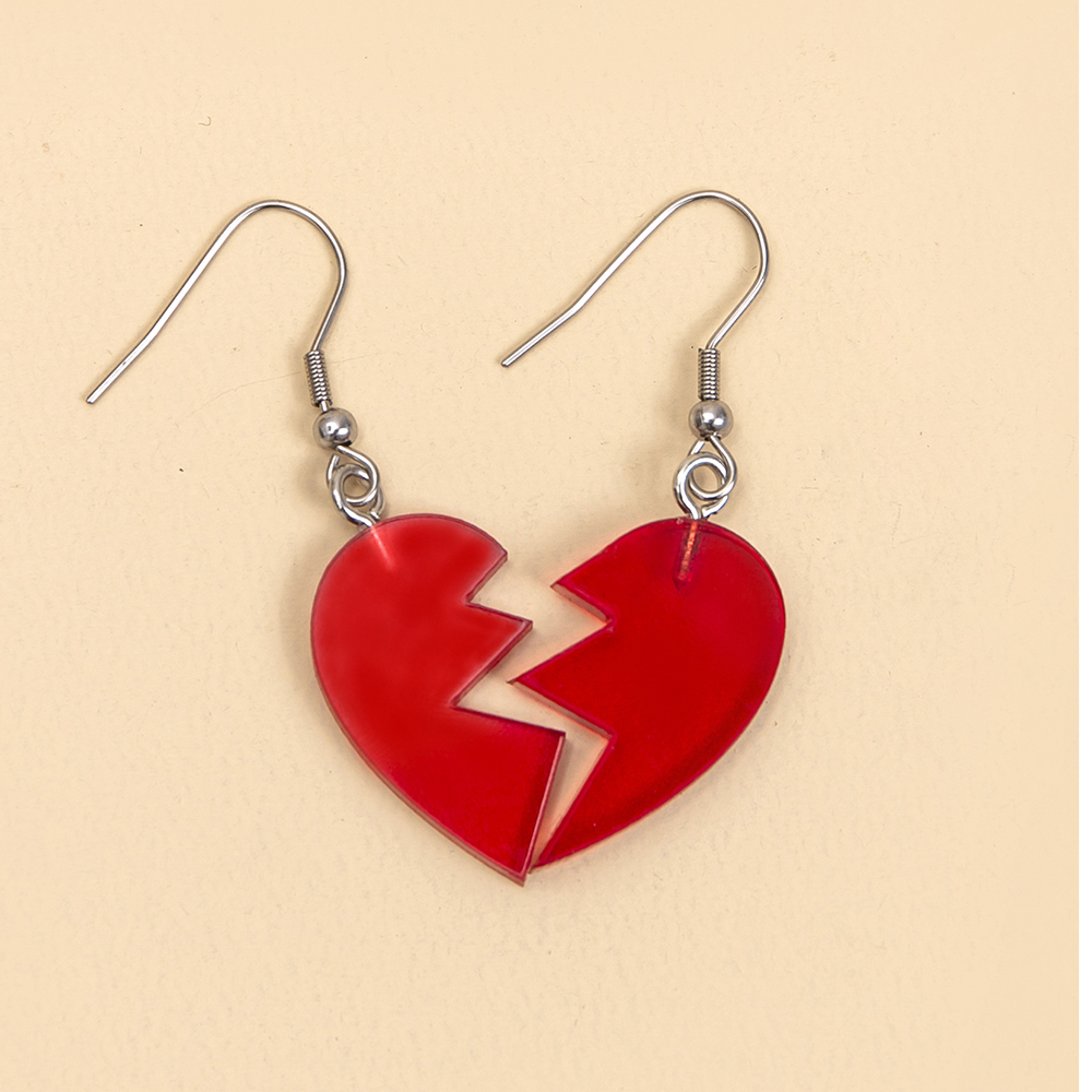 Simple Style Heart Arylic Drop Earrings display picture 1