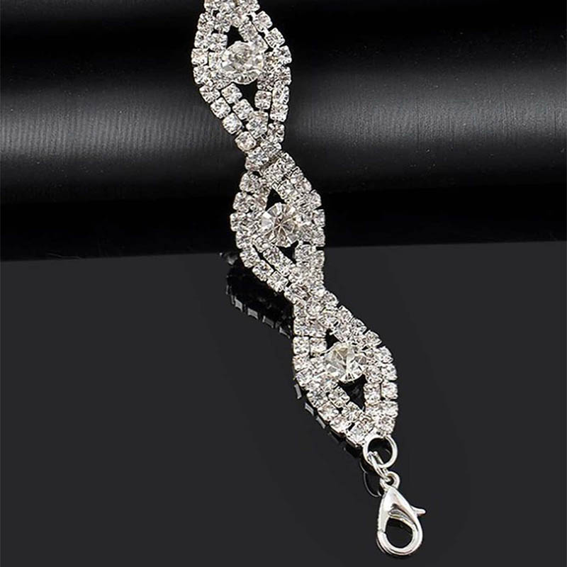 Fashion Jewelry Claw Chain Rhinestone Cross Alloy Bracelet display picture 5