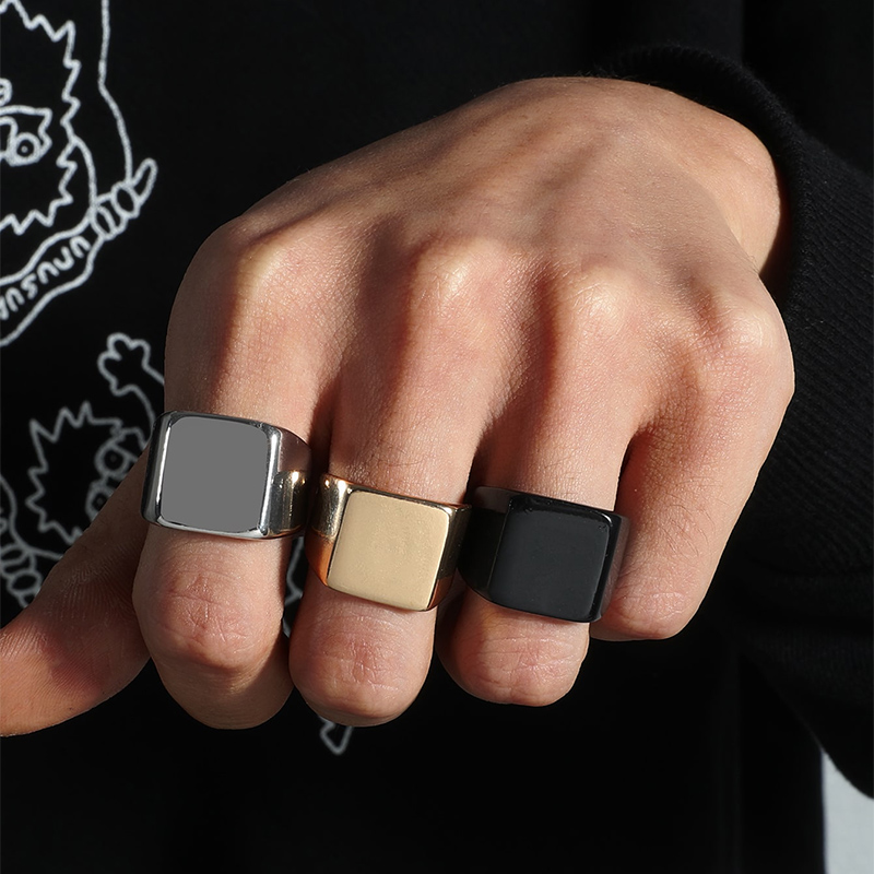 Men&#39;s Fashion Simple Jewelry Glossy Geometric Square Row Ring Set display picture 1