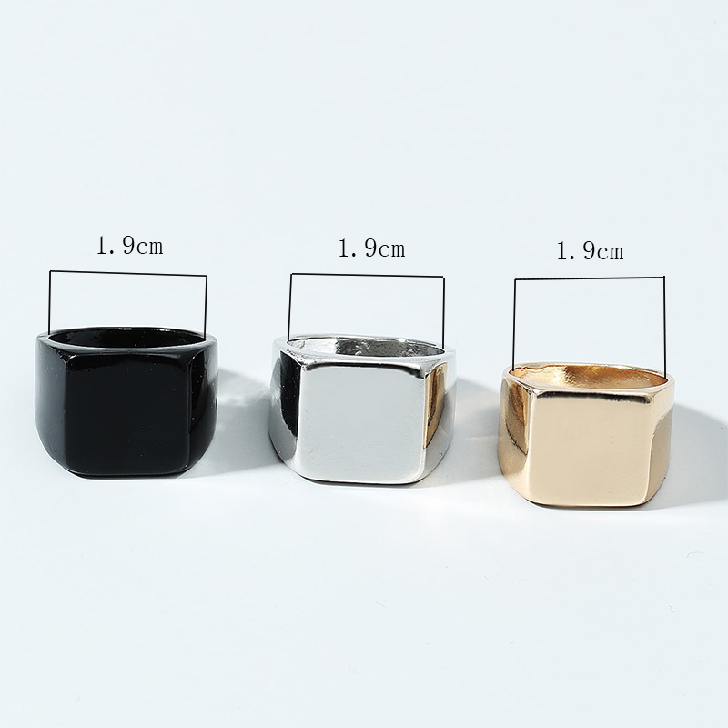 Men&#39;s Fashion Simple Jewelry Glossy Geometric Square Row Ring Set display picture 3