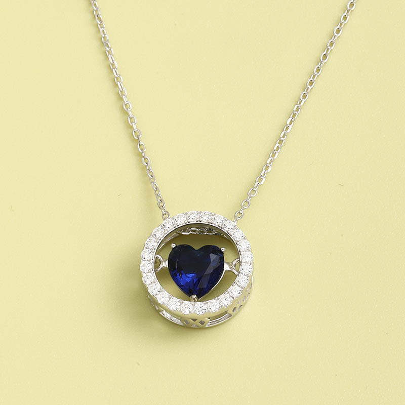 Light Luxury Niche Imprisoned Heart S925 Silver Necklace display picture 3