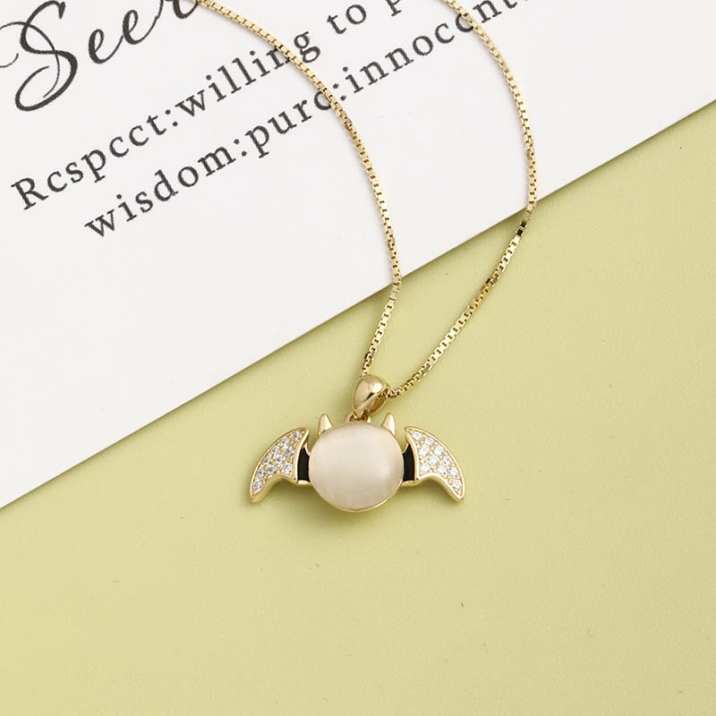 Light Luxury Cat Eye Bat S925 Silver Necklace display picture 1