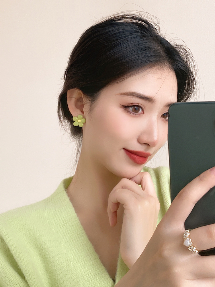 Korean Temperament Net Red Ins Wind Flower Earrings Female 2022 New Trendy Fashion All-match Cute Earrings Earrings display picture 12