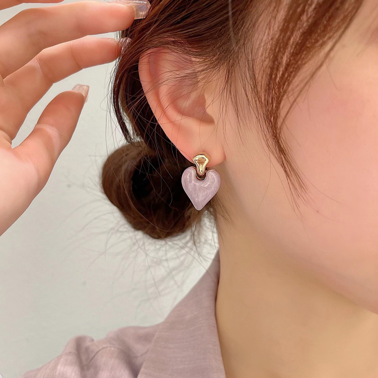 Purple Sweet 2022 New Trendy Female Love Earrings French Girl Heart Earrings Niche High-end Earrings display picture 4