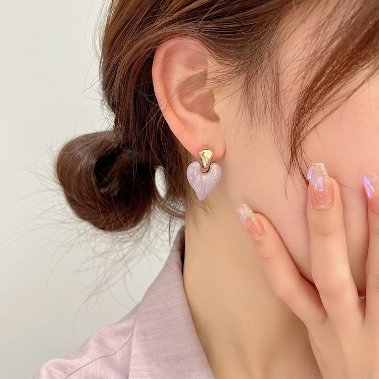 Purple Sweet 2022 New Trendy Female Love Earrings French Girl Heart Earrings Niche High-end Earrings display picture 7