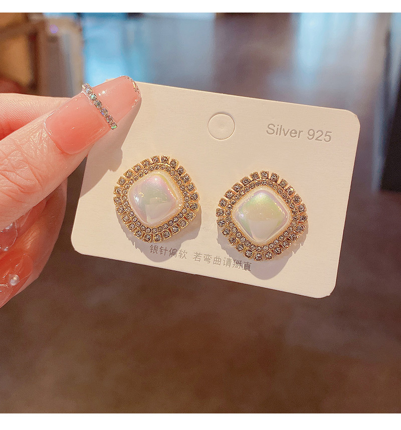Neue Diamantbesetzte Geometrische Ohrringe Im Koreanischen Stil, Leichte Luxus-meerjungfrau-perlenmode-allgleiches-ohrringe display picture 7