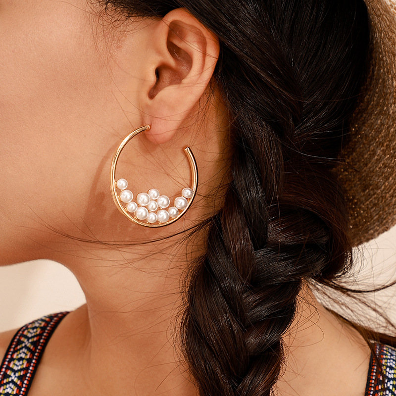Cross-border Fashion Ol Jewelry Pearl Beaded Ring Earrings Rice Bead Alloy Geometric Earrings display picture 4