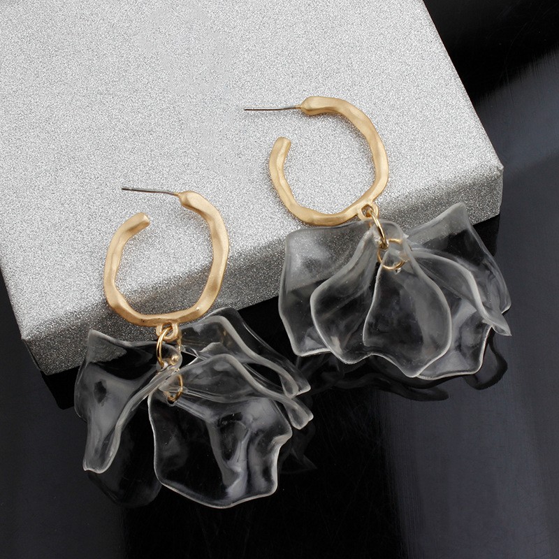 Daily Commuter Earrings Ins Style Earrings Japanese Sweet Personality Temperament Love Earrings Fashion Earrings display picture 3