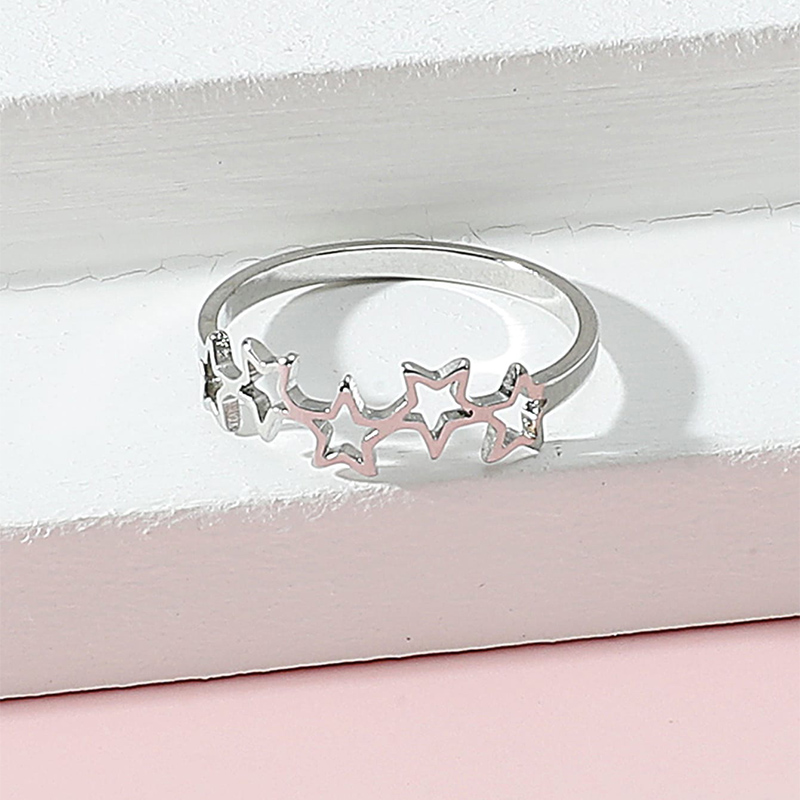 Fashion Simple Stainless Steel Hollow Five-pointed Star Ring display picture 3