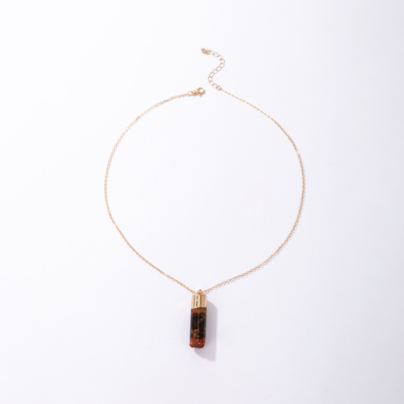 Simple Green Natural Stone Pendant Geometric Irregular Cylindrical Single Layer Necklace display picture 4