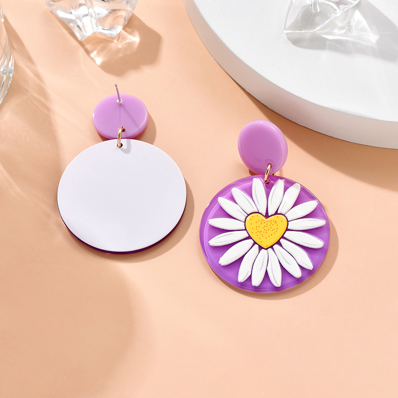Mode Kreative Daisy Druck Kontrast Farbe Blume Acryl Ohrringe display picture 2