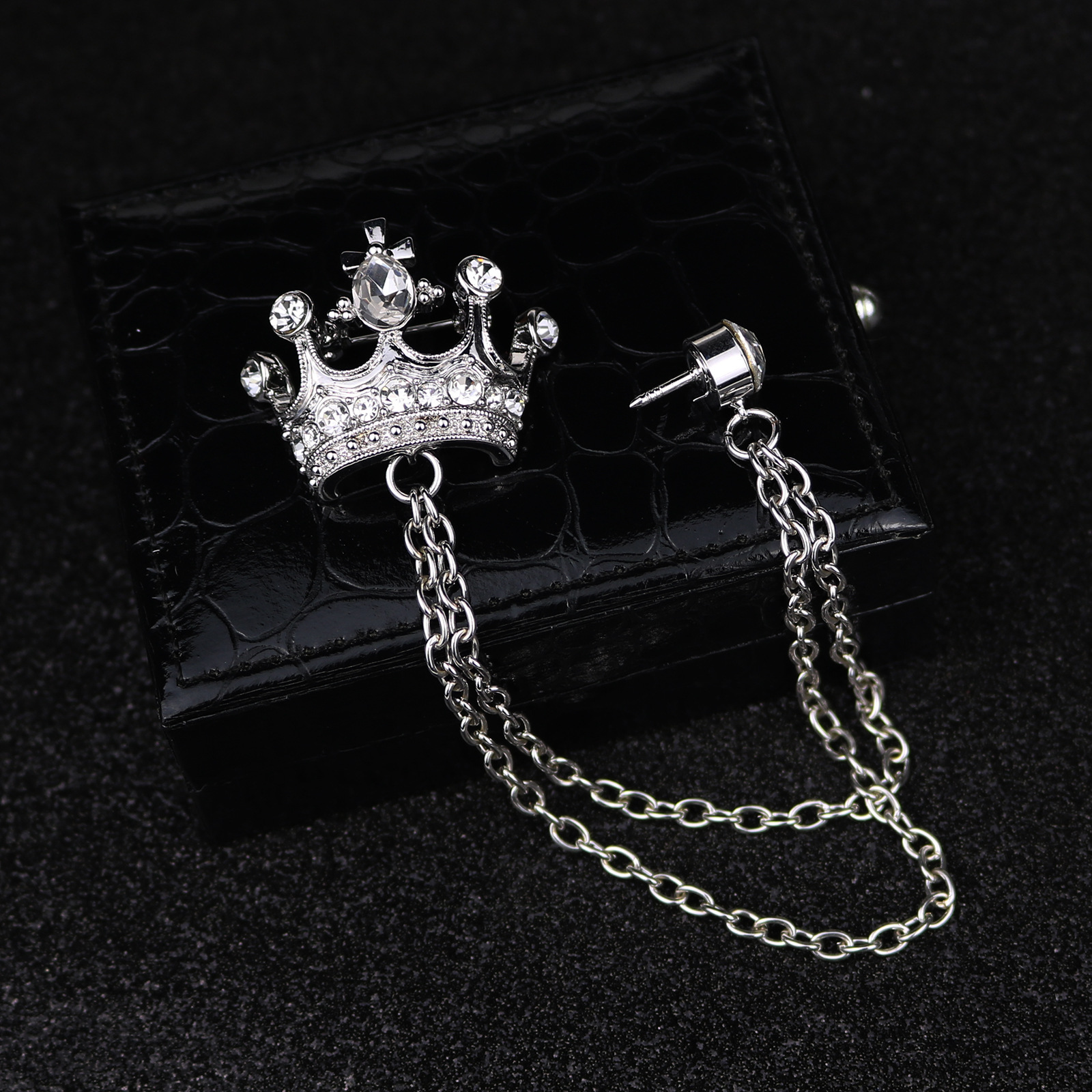 New Style Alloy Crown Chain Inlaid Rhinestone Brooch Corsage display picture 2