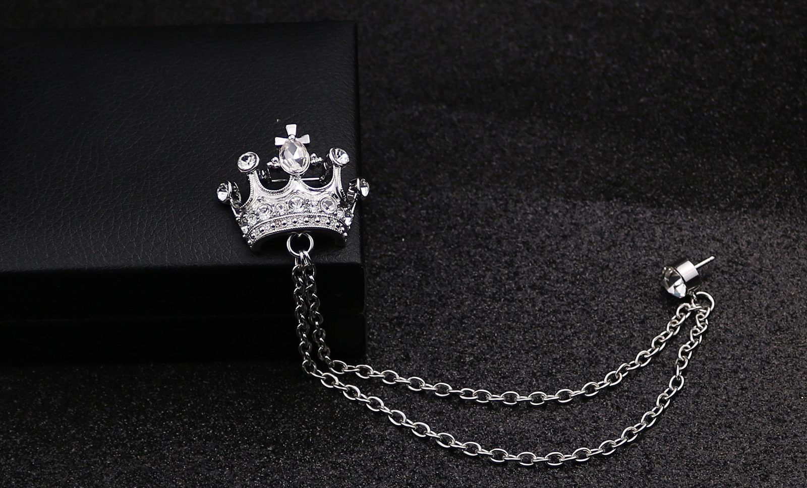 New Style Alloy Crown Chain Inlaid Rhinestone Brooch Corsage display picture 3