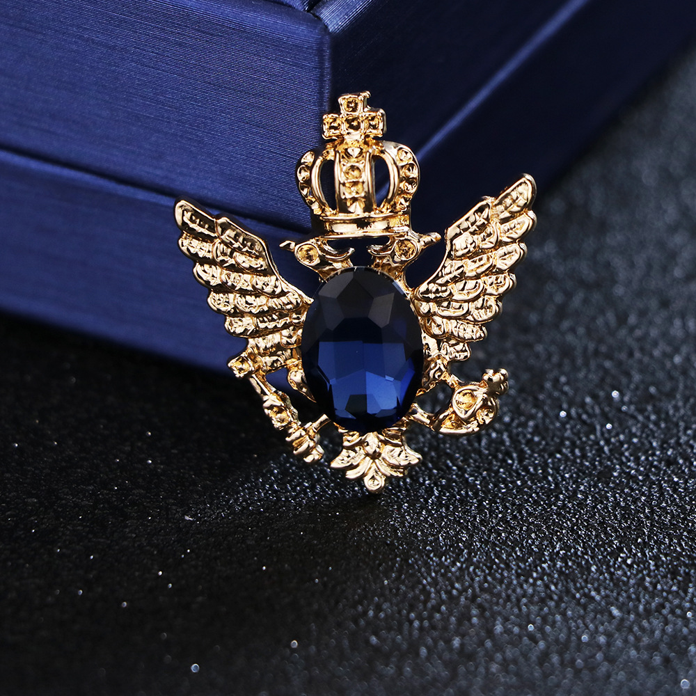 Simple New Style Eagle Crown Wings Shape Inlaid Diamond Alloy Brooch display picture 5