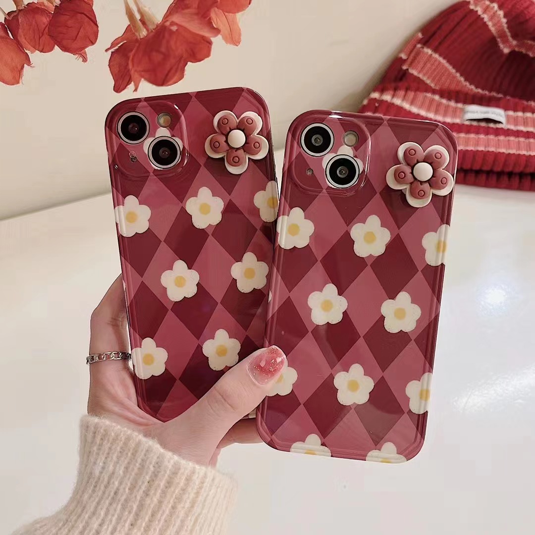 Fashion Wine Red Three-dimensional Little Flower Rhombus Grid Iphone13 Phone Case display picture 1