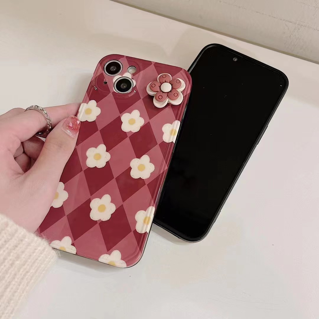 Fashion Wine Red Three-dimensional Little Flower Rhombus Grid Iphone13 Phone Case display picture 2