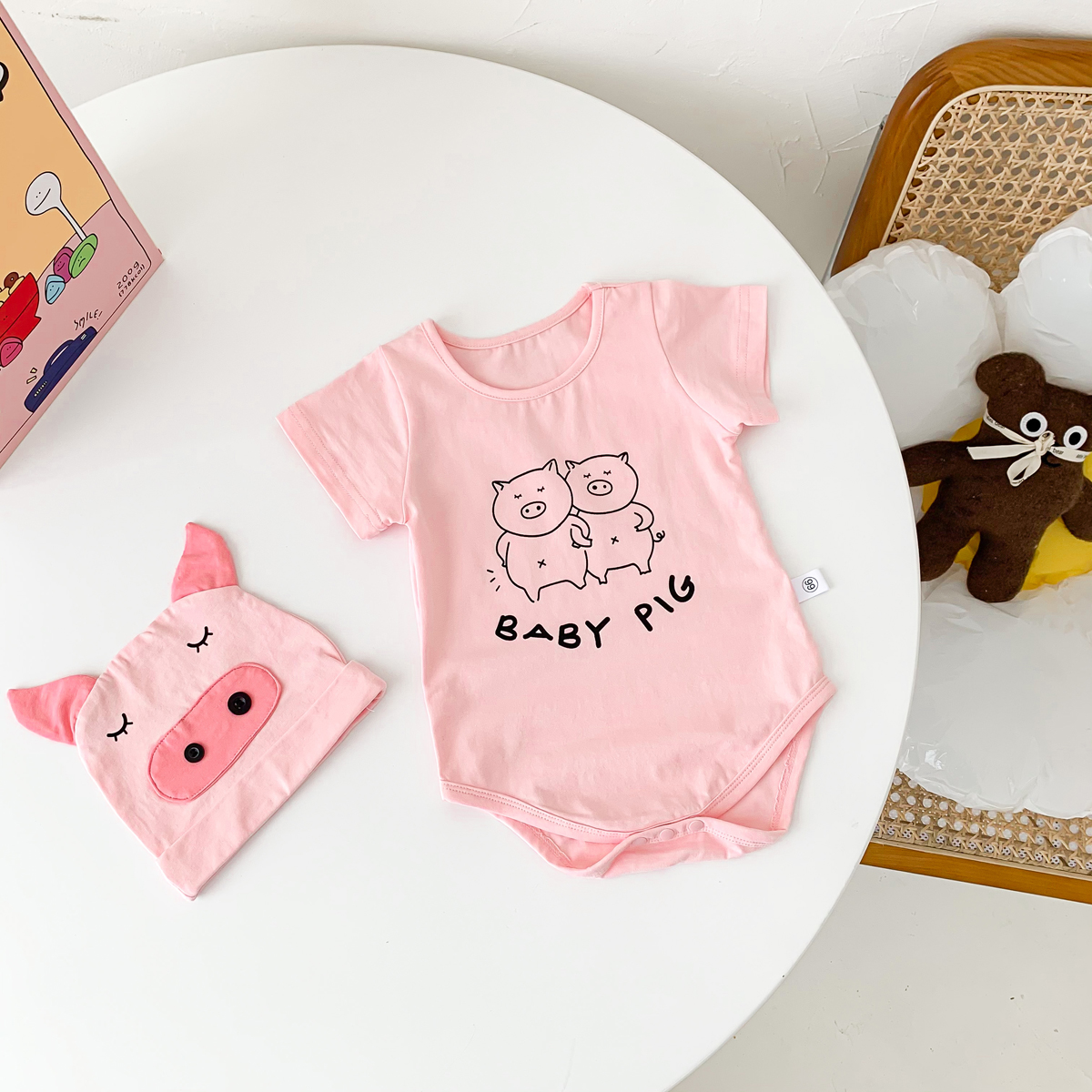 Cute Pinkpig Short Sleeved Romper Hat Two Piece Sets display picture 2