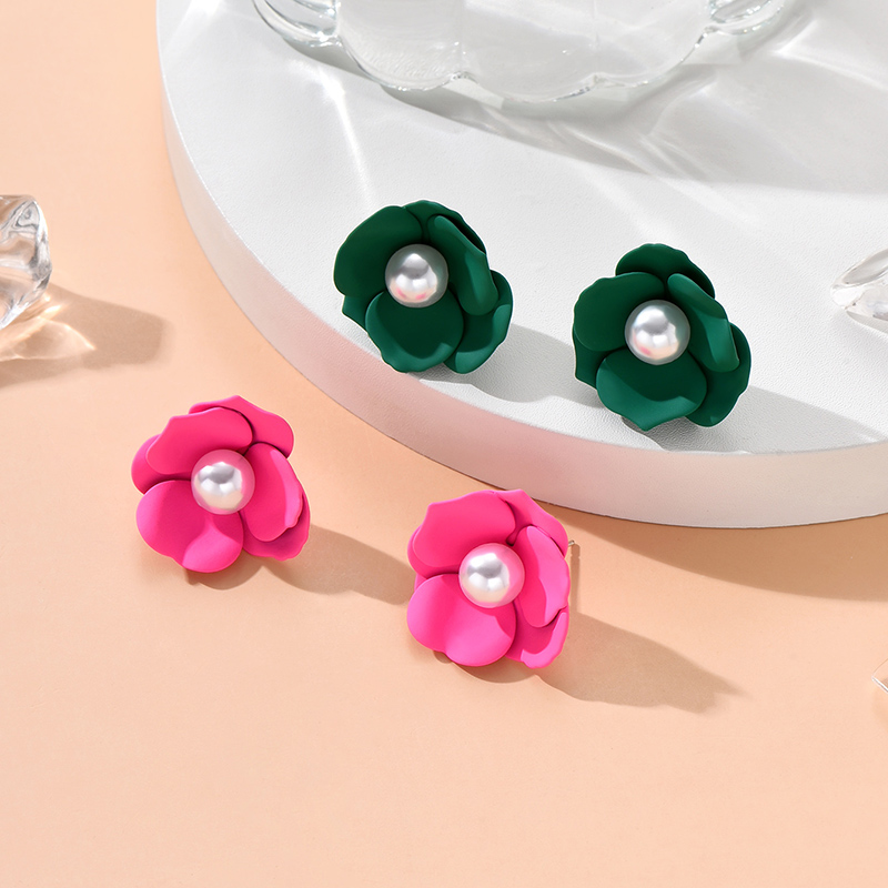 Mode Einfachen Candy-farbige Intarsien Perle Blume Legierung Ohrringe display picture 1