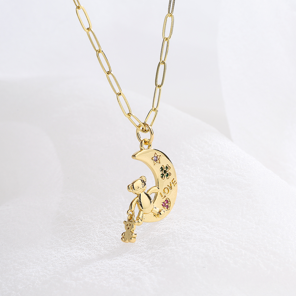 Fashion Cute Bear Mond Anhänger Überzug 18k Gold Micro Intarsien Zirkon Kupfer Halskette display picture 1